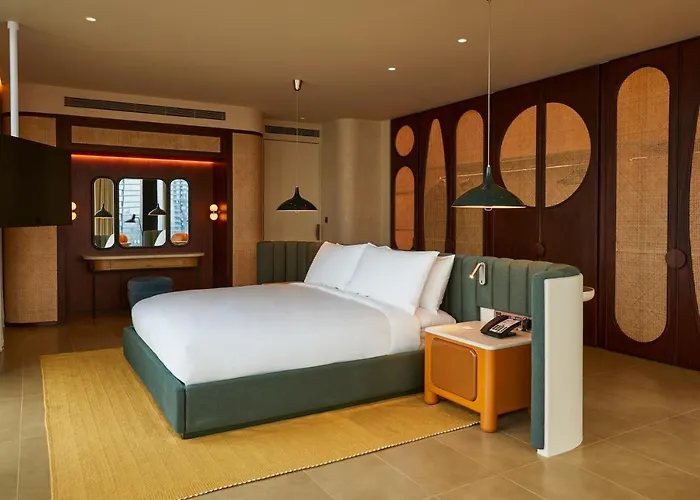 The Standard, Mahanakhon 5*