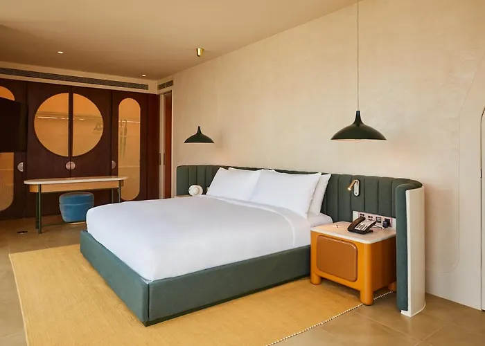 The Standard, Mahanakhon 5*